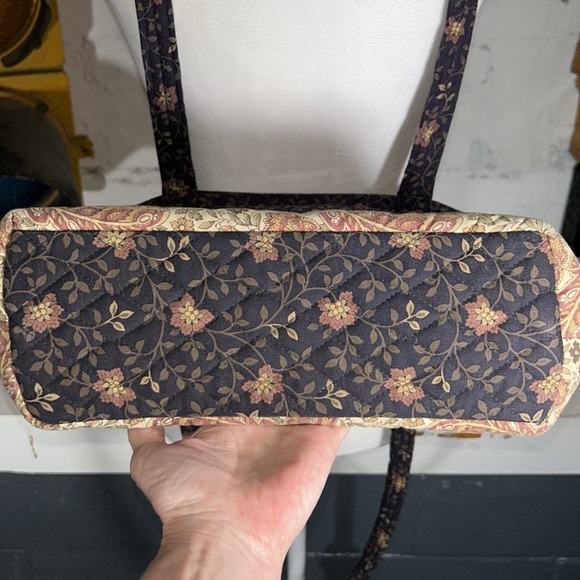 Vintage Vera Bradley large quilted floral zippered shoulder bag pink purple - Picture 7 of 7